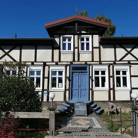 Holiday Home With 2 Bedrooms * Бад-Фрайенвальде